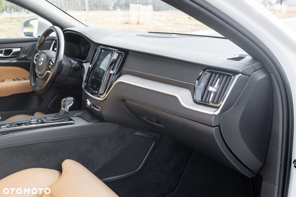 Volvo S60 T6 AWD Geartronic Summum - 14