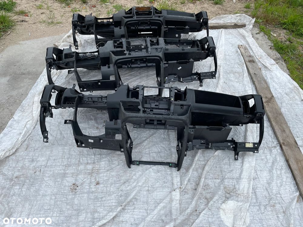 PEUGEOT BOXER FIAT DUCATO III KONSOLA DESKA ROZDZIELCZA CZARNA 1307402070 - 1