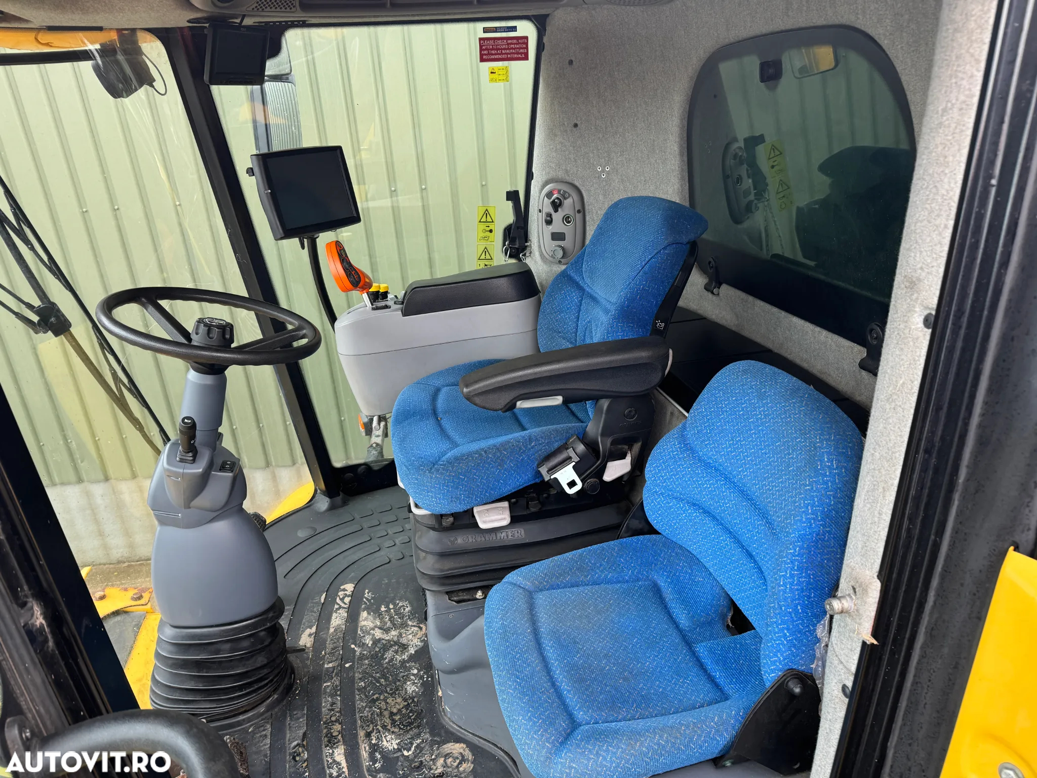 New Holland cr9090 - 4