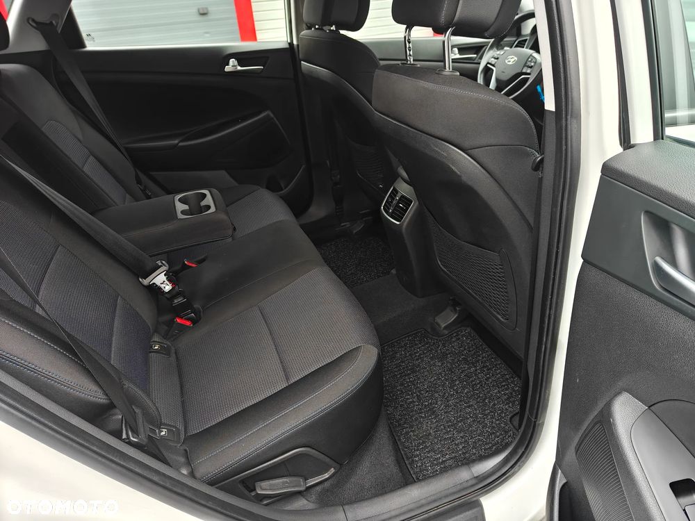 Hyundai Tucson blue 1.7 CRDi 2WD DCT Premium - 22