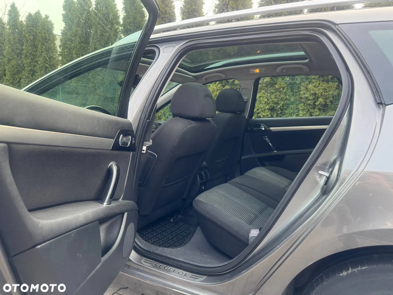 Peugeot 407 1.6 HDi Premium - 23