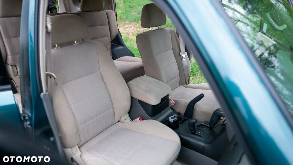 Mitsubishi Pajero - 23