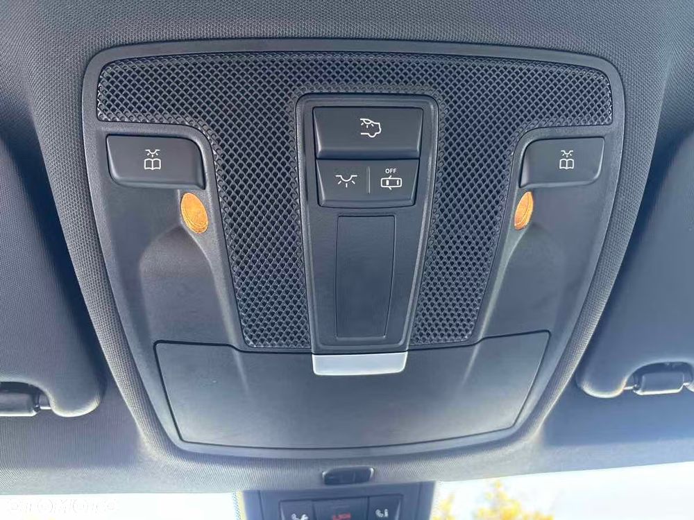 Mercedes-Benz CLA - 18