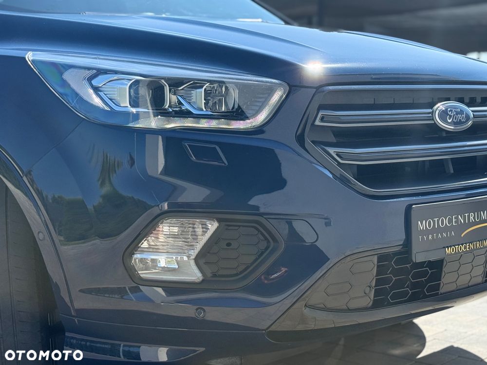 Ford Kuga 2.0 TDCi 4x4 ST-Line - 39