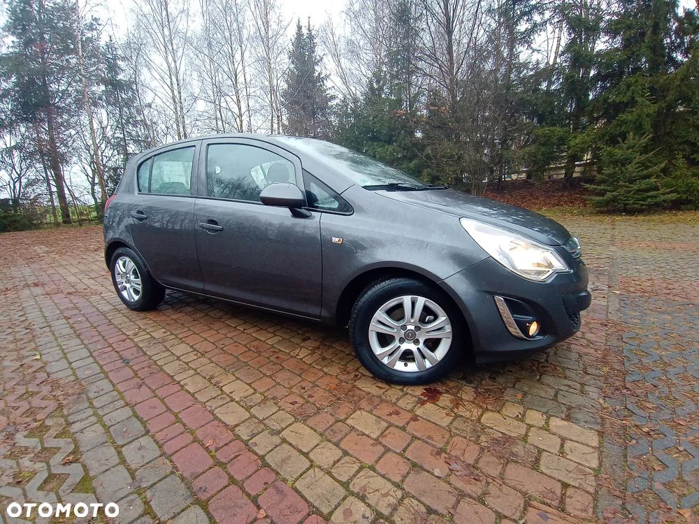 Opel Corsa 1.2 16V Cosmo - 17