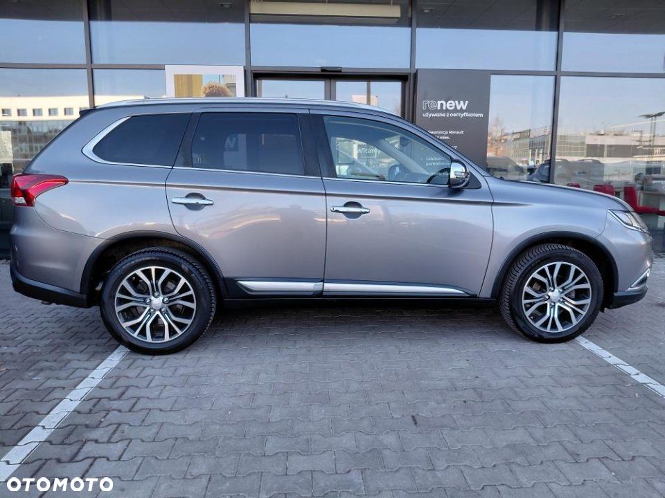 Mitsubishi Outlander - 6
