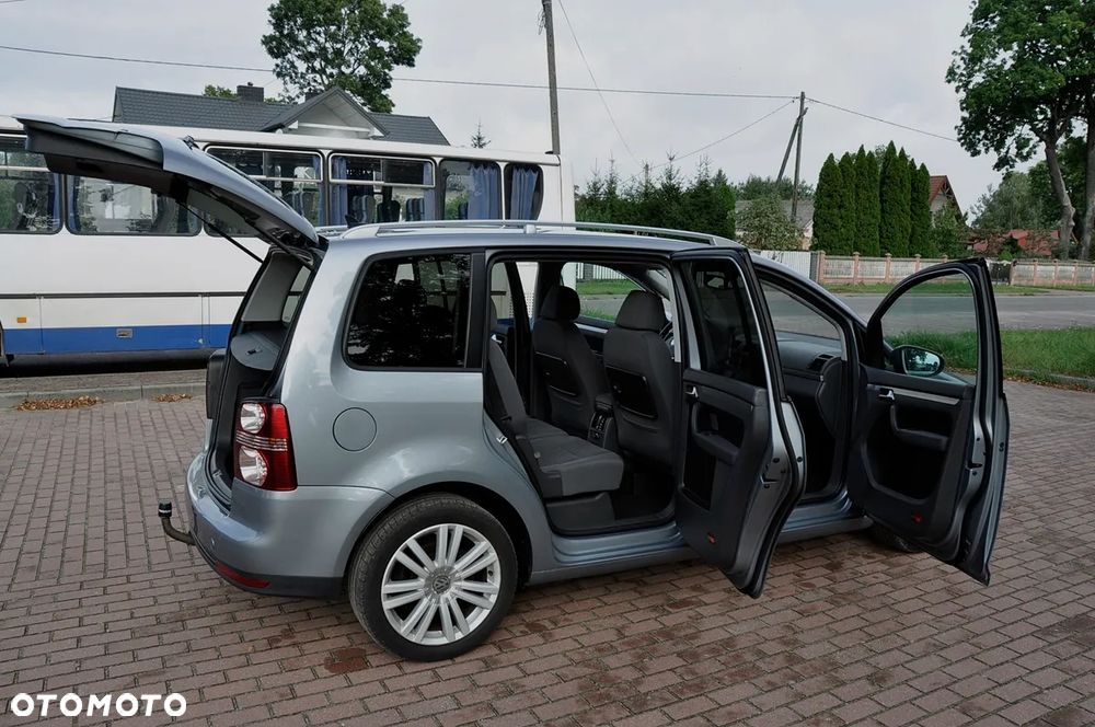 Volkswagen Touran 1.4 TSI Highline - 9