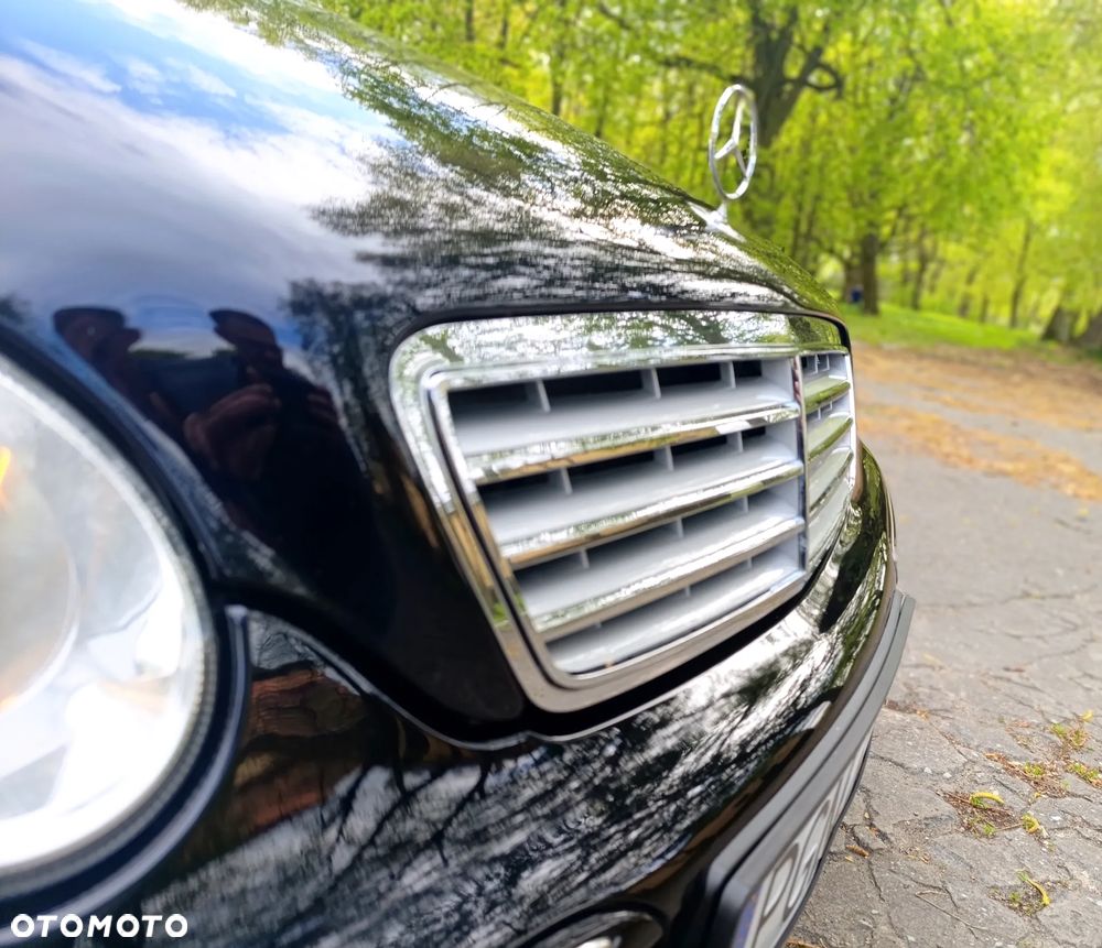 Mercedes-Benz Klasa C 180 Kompressor Automatik Avantgarde Sport Edition - 14