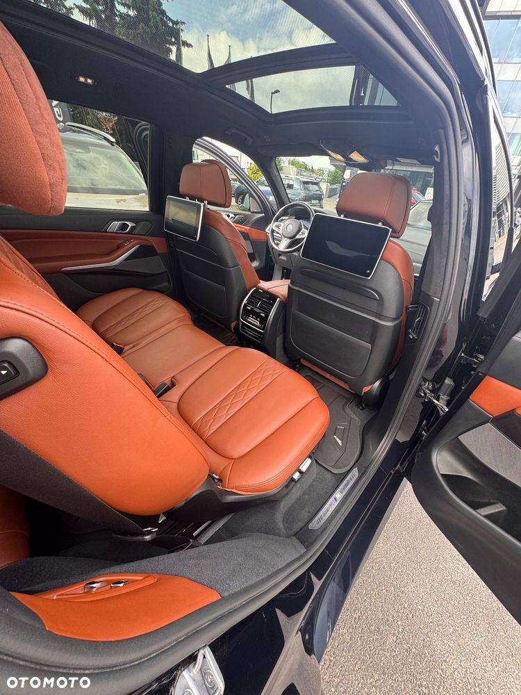 BMW X7 xDrive40d mHEV - 12