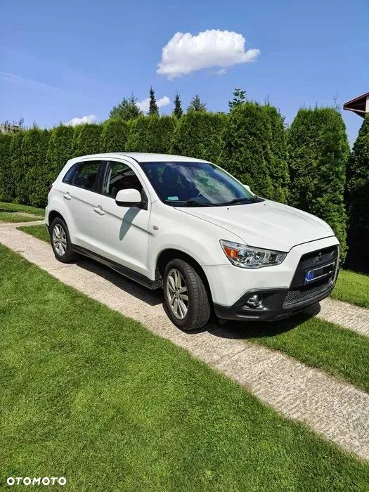 Mitsubishi ASX - 4