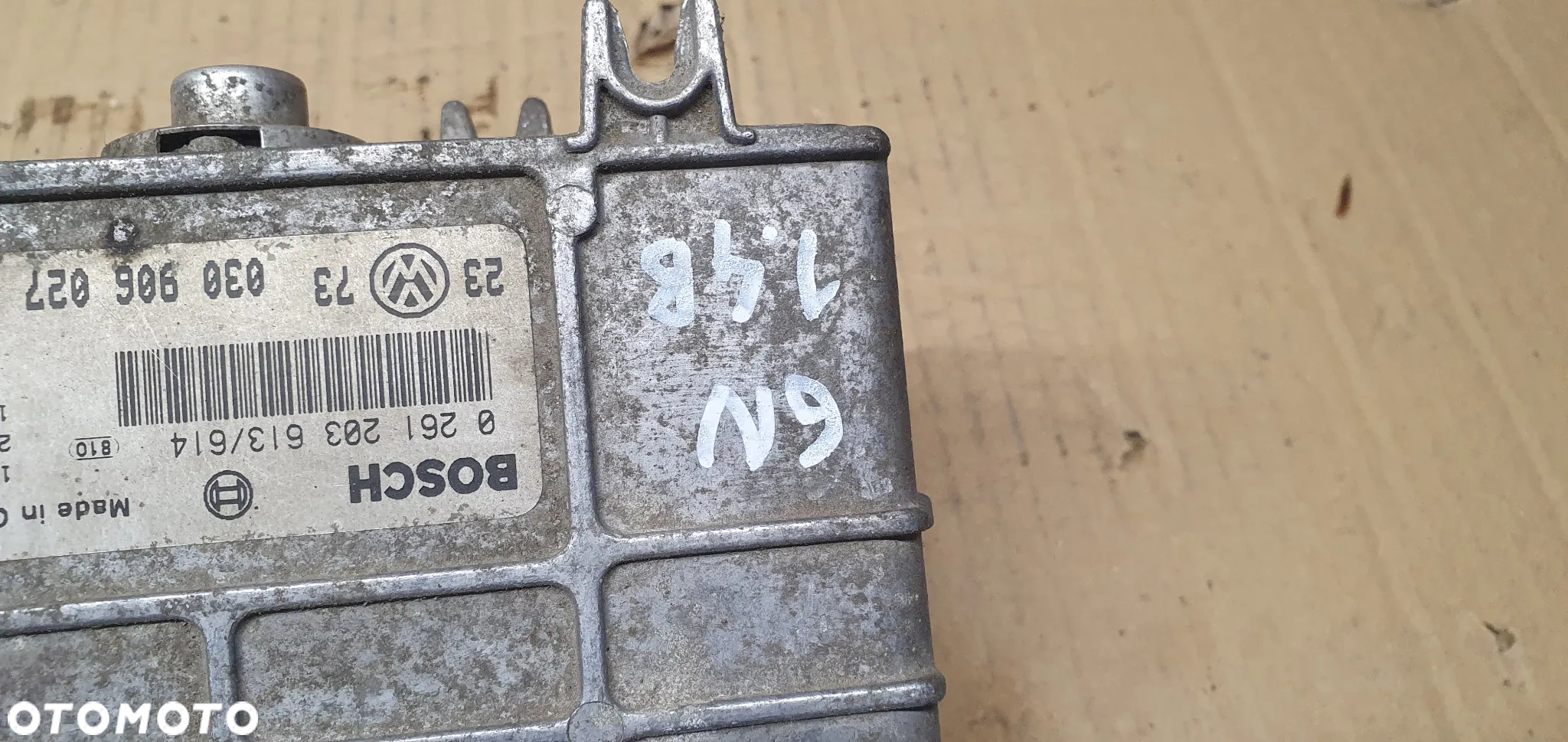 Komputer sterownik silnika VW Polo 6N 1.4B 030906027B - 5