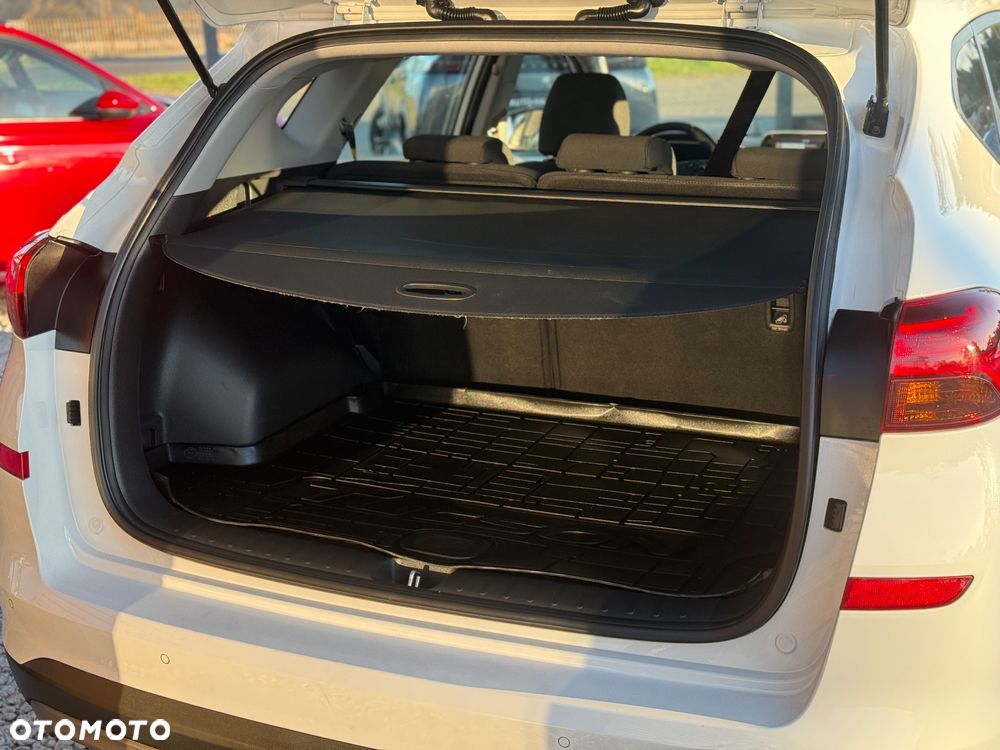 Hyundai Tucson 1.6 T-GDi Comfort 2WD - 38