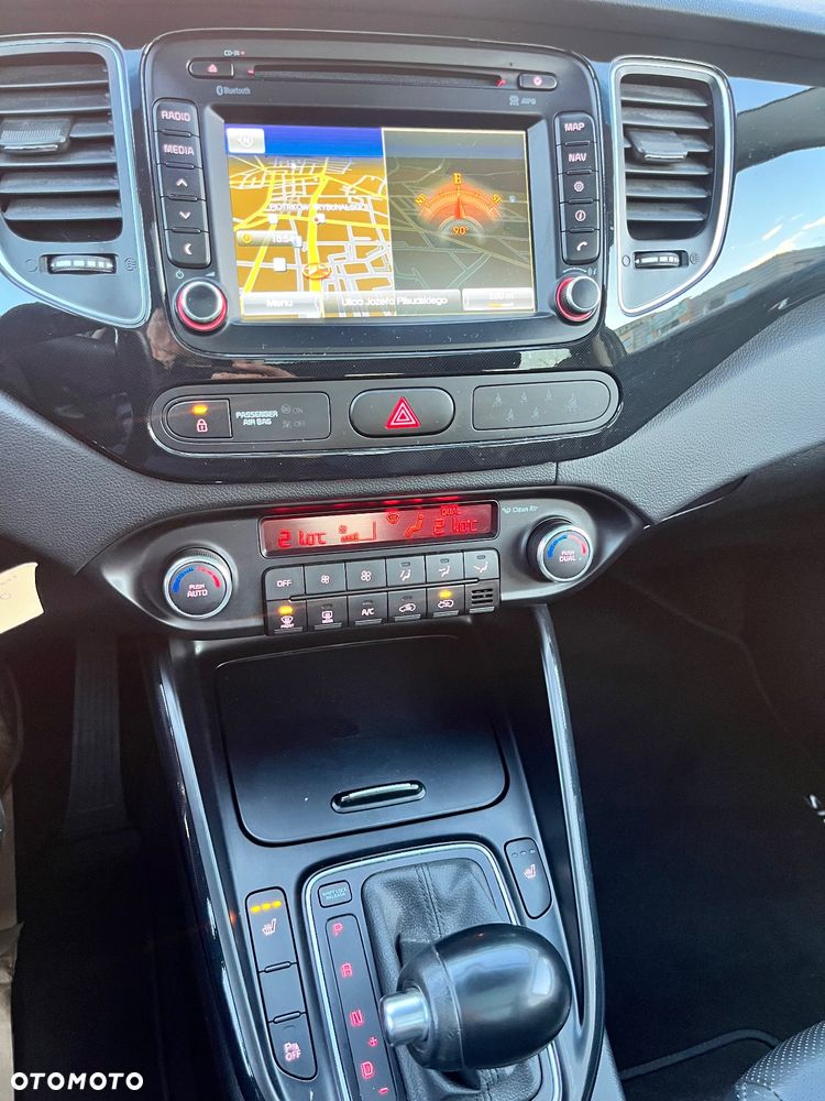 Kia Carens 1.7 CRDi Business Line 7os 7DCT - 21