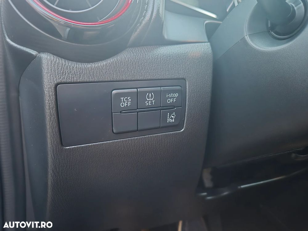 Mazda CX-3 G150 4x4 Revolution - 21