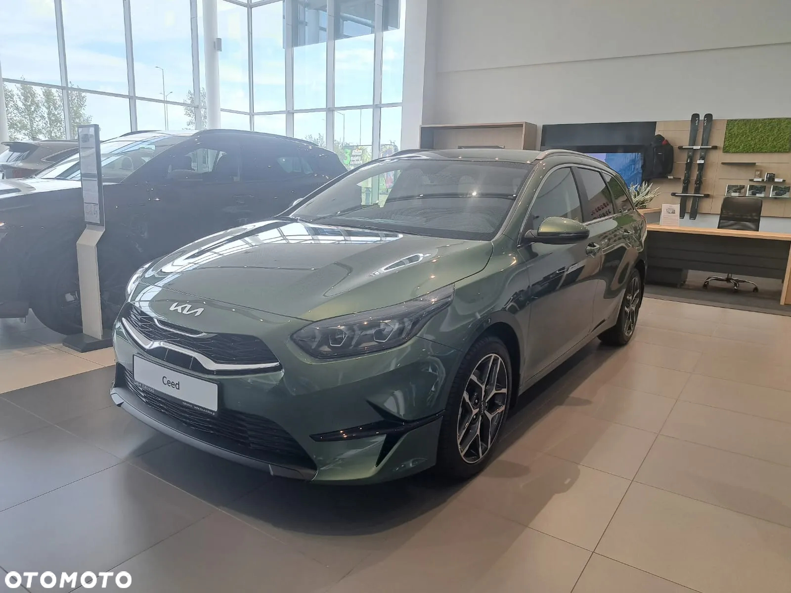 Kia Ceed 1.5 T-GDI Tribute DCT - 3