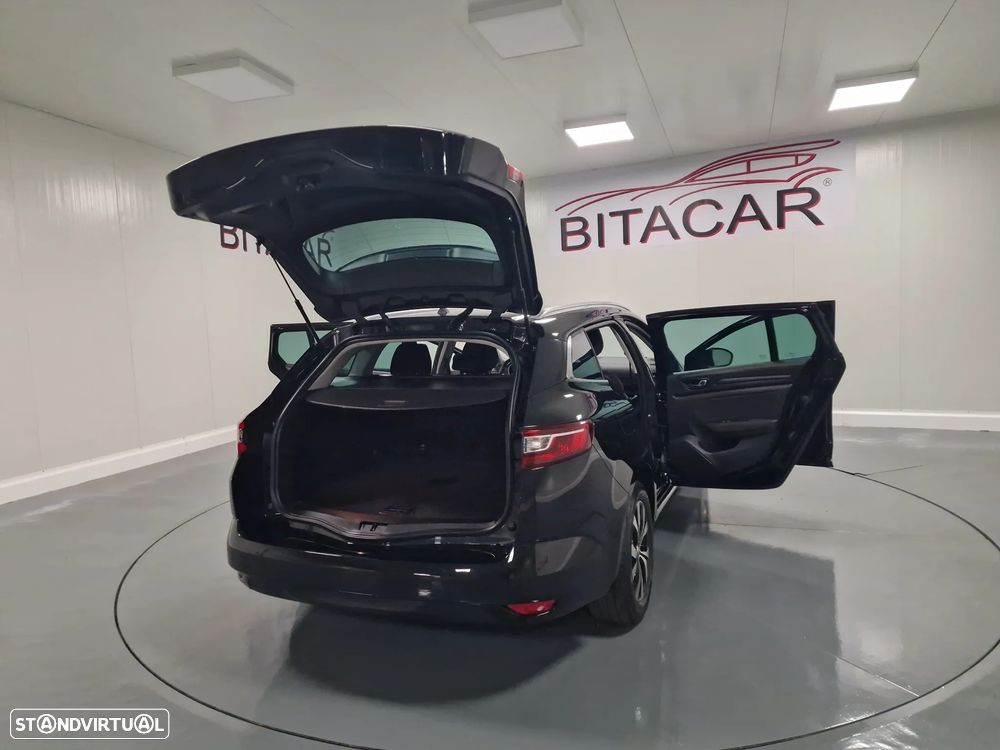 Renault Mégane Sport Tourer 1.5 dCi Limited - 33