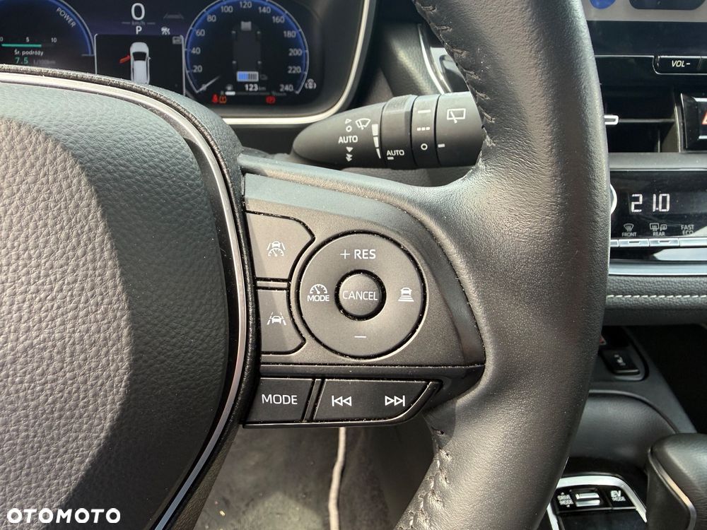 Toyota Corolla 1.8 Hybrid Comfort - 19