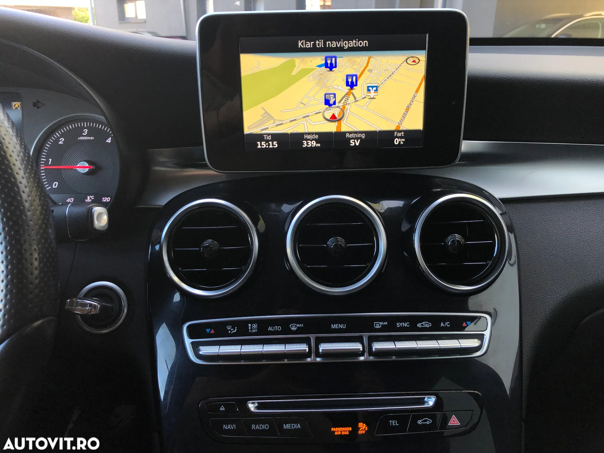Mercedes-Benz GLC 220 d 4Matic 9G-TRONIC - 18