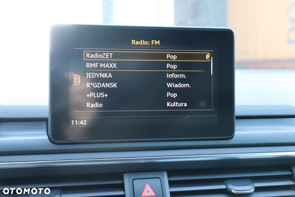 Audi A4 Avant 2.0 TDI DPF Ambiente - 17
