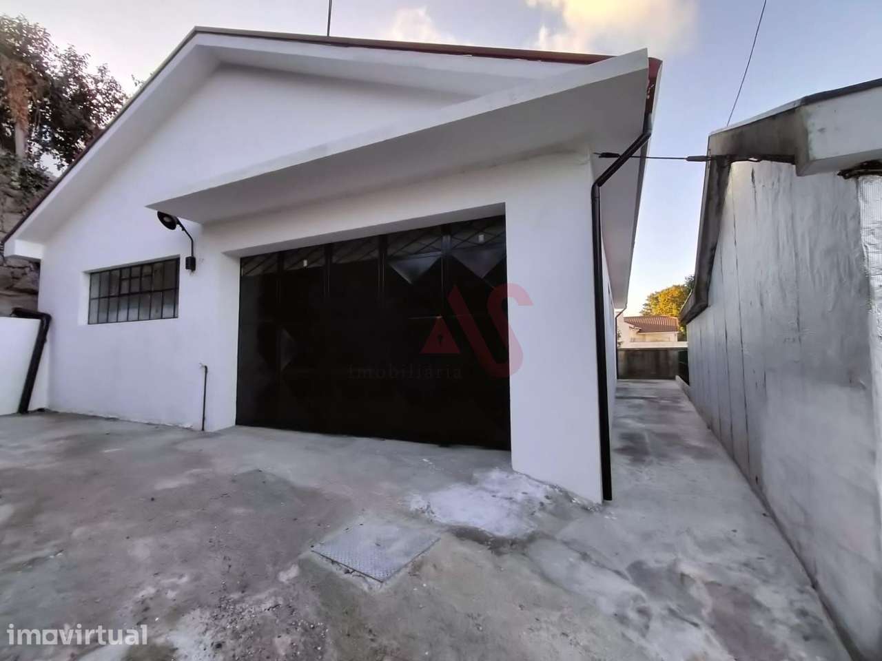 Armazém para arrendamento com 212 m2 em São João de Vizela - Grande imagem: 2/14
