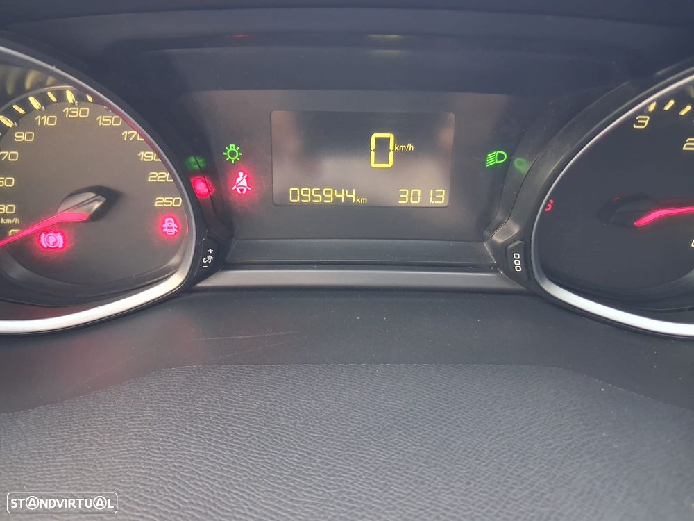 Peugeot 308 1.5 BlueHDi Style - 12
