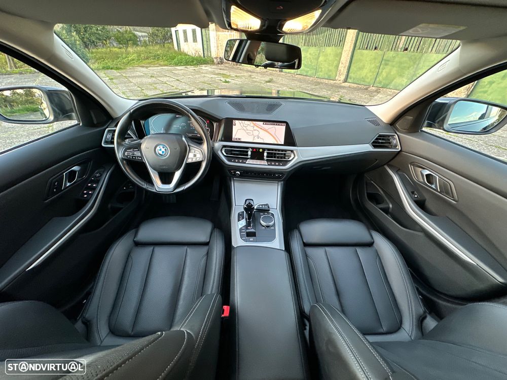 BMW 330 e Touring xDrive Aut. Advantage - 42