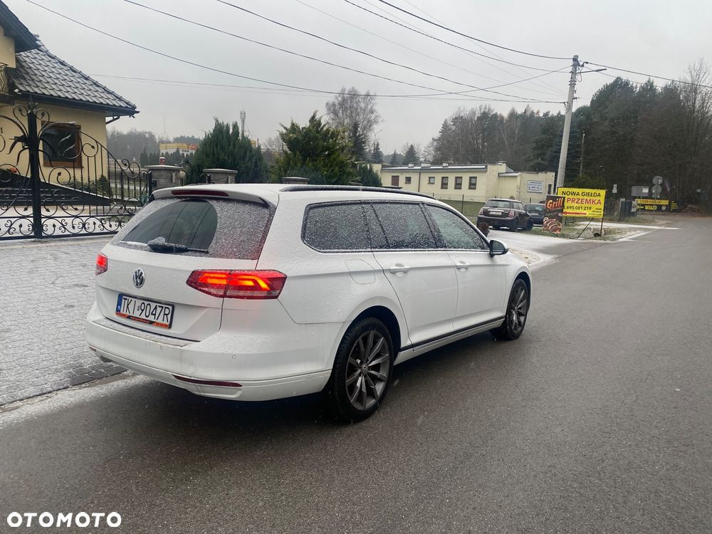 Volkswagen Passat Variant 2.0 TDI SCR DSG Elegance - 8