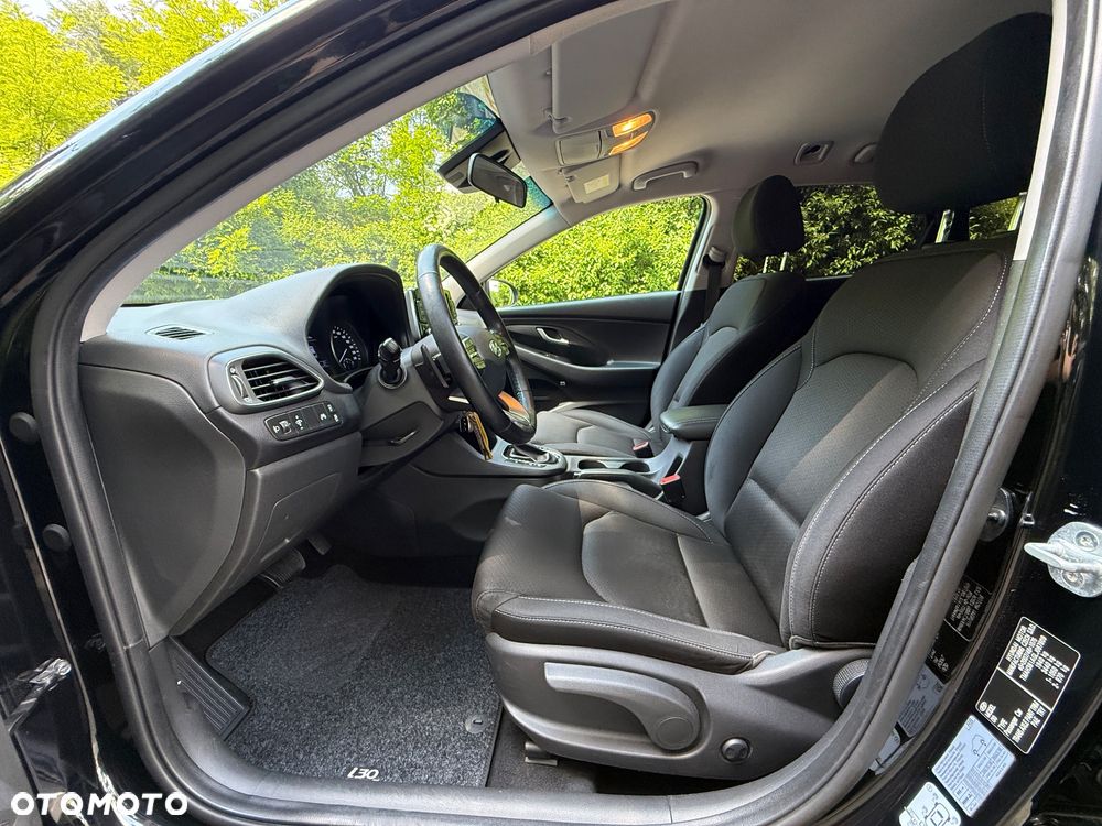 Hyundai i30 1.6 D Comfort DCT - 15