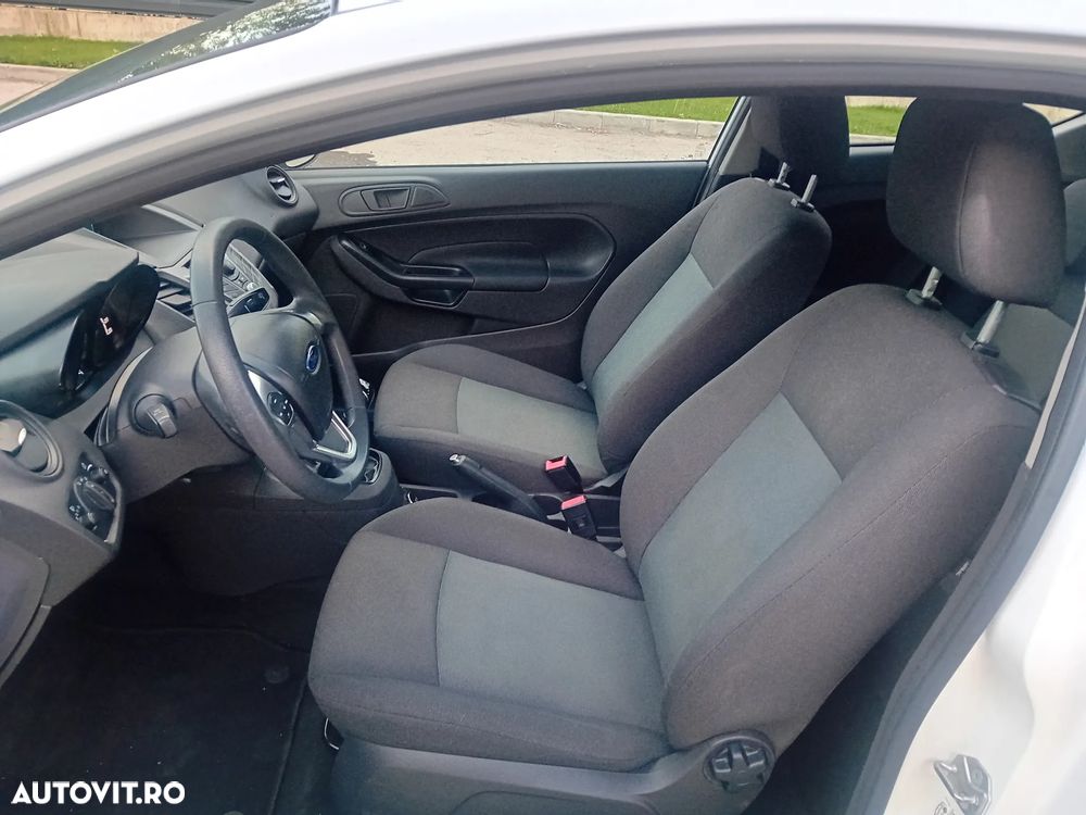Ford Fiesta 1.25i Comfort - 9