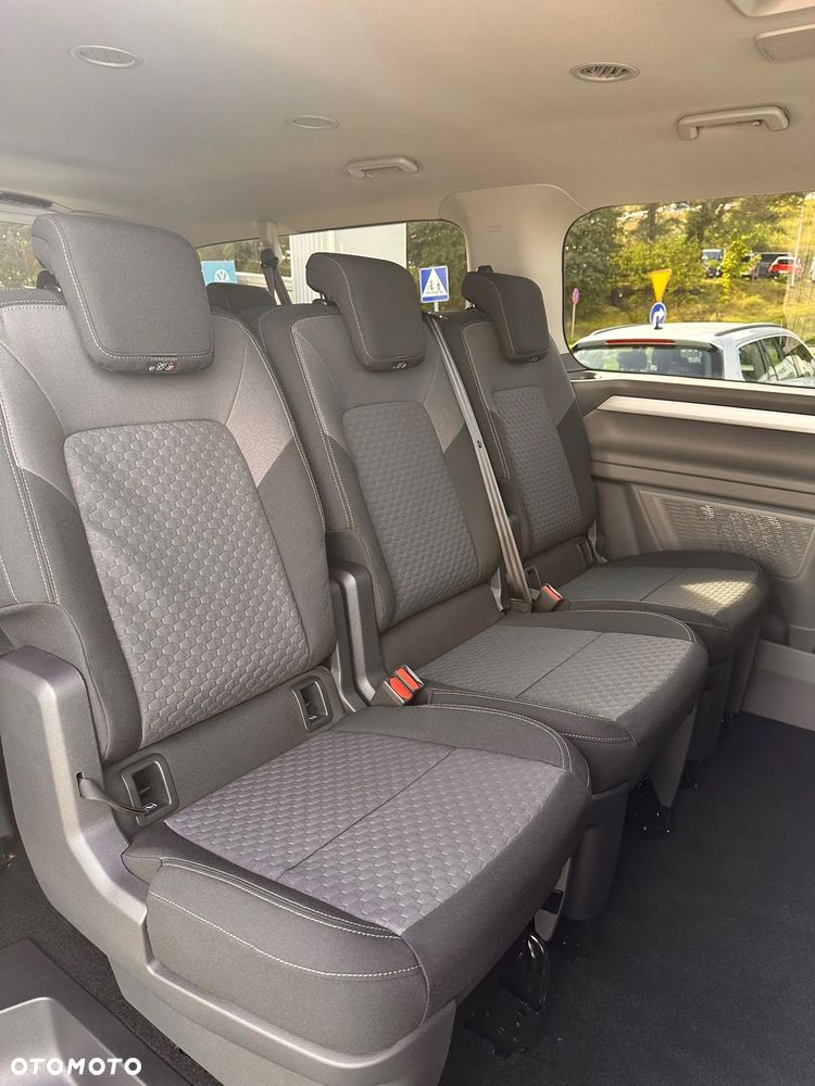 Volkswagen Caravelle 2.0 TDI L2 Life - 12