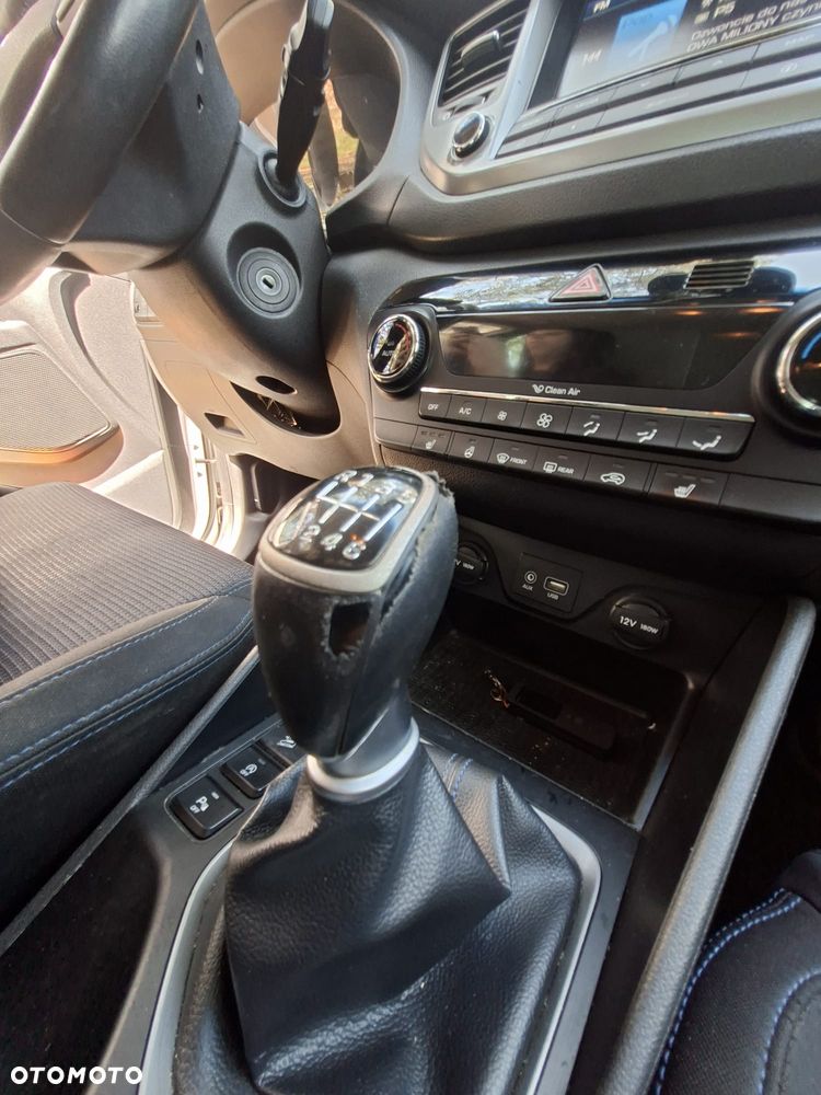 Hyundai Tucson 1.6 GDI BlueDrive Classic 2WD - 8