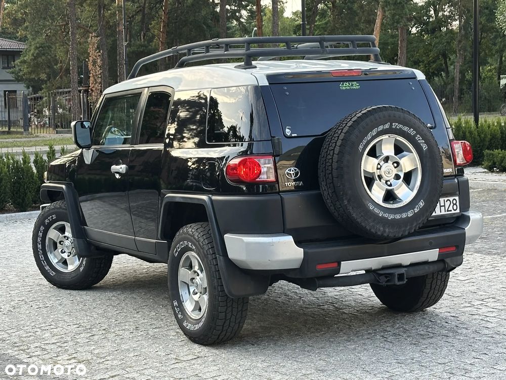 Toyota FJ Cruiser 4.0 4x4 - 14