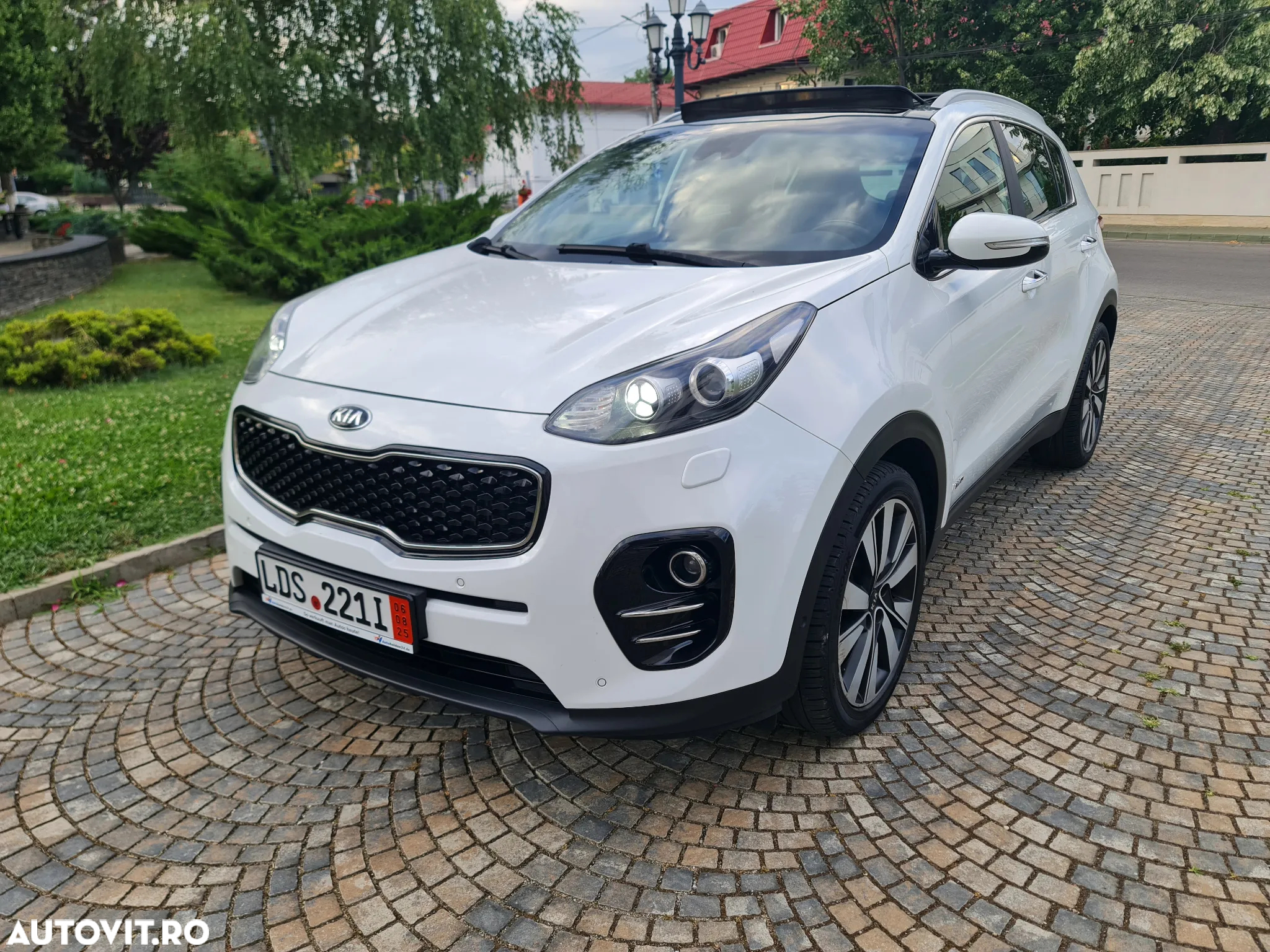 Kia Sportage 2.0 CRDI 184 AWD Aut. Platinum Edition - 13