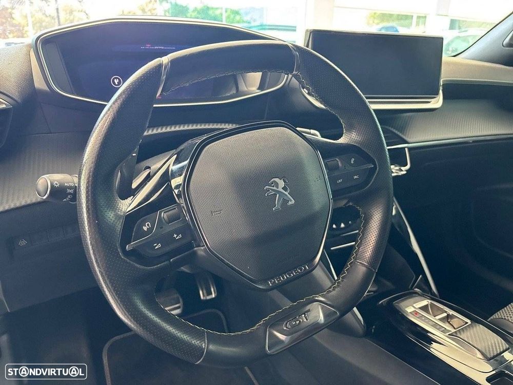 Peugeot 2008 1.2 PureTech GT EAT8 - 12