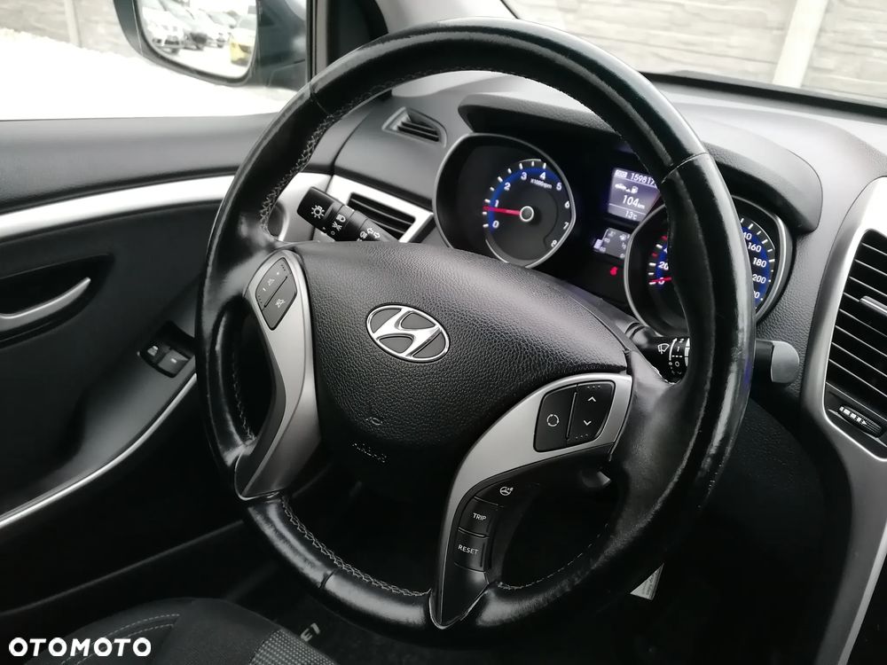 Hyundai i30 1.4 Comfort - 17