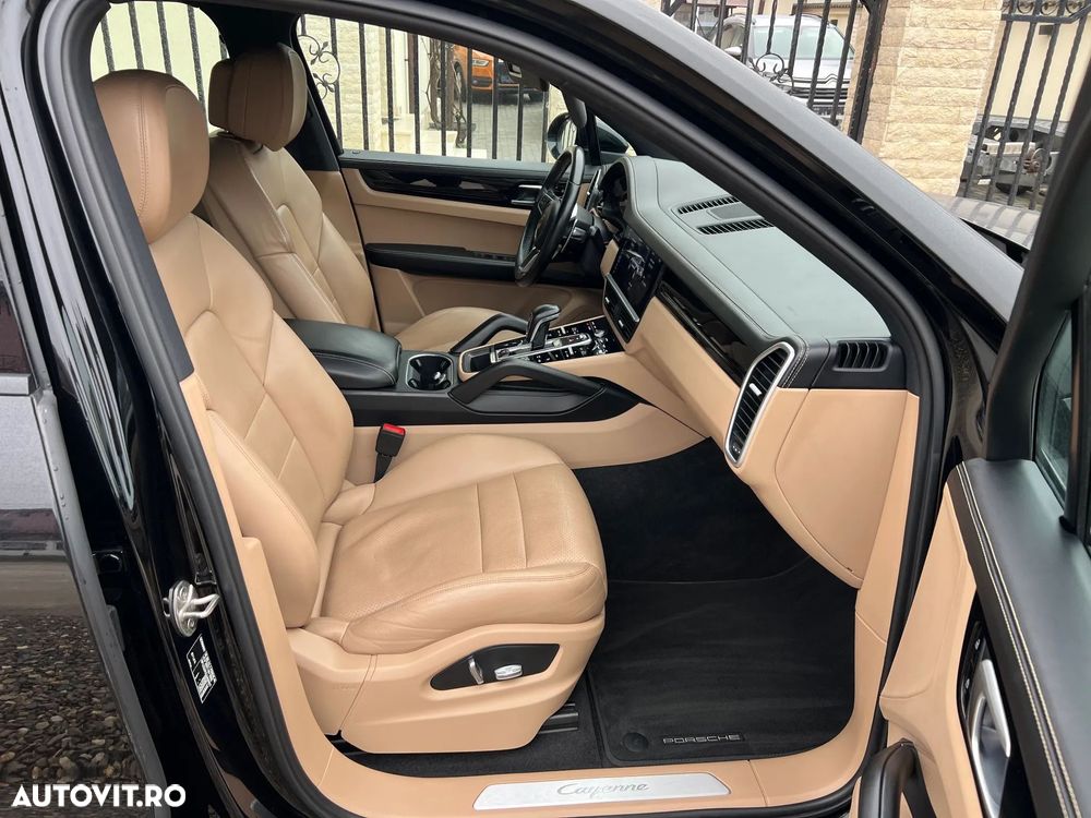 Porsche Cayenne Tiptronic S - 7