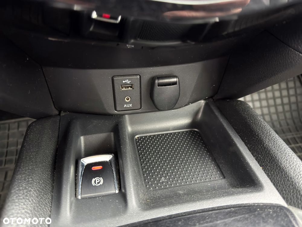 Nissan X-Trail 1.6 DCi ALL-MODE 4x4i Tekna - 28