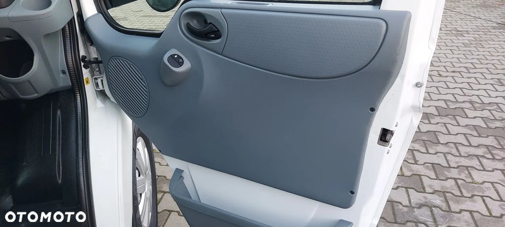 Ford Transit - 18