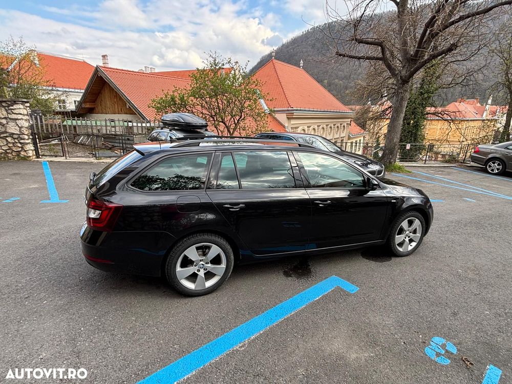 Skoda Octavia 1.6 TDI DSG Ambition - 3