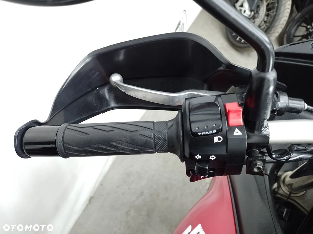 Suzuki V-STROM - 15