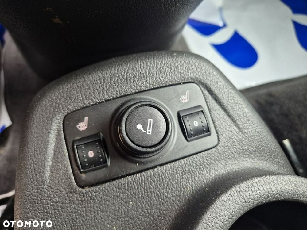 Ford Tourneo Connect Grand - 37
