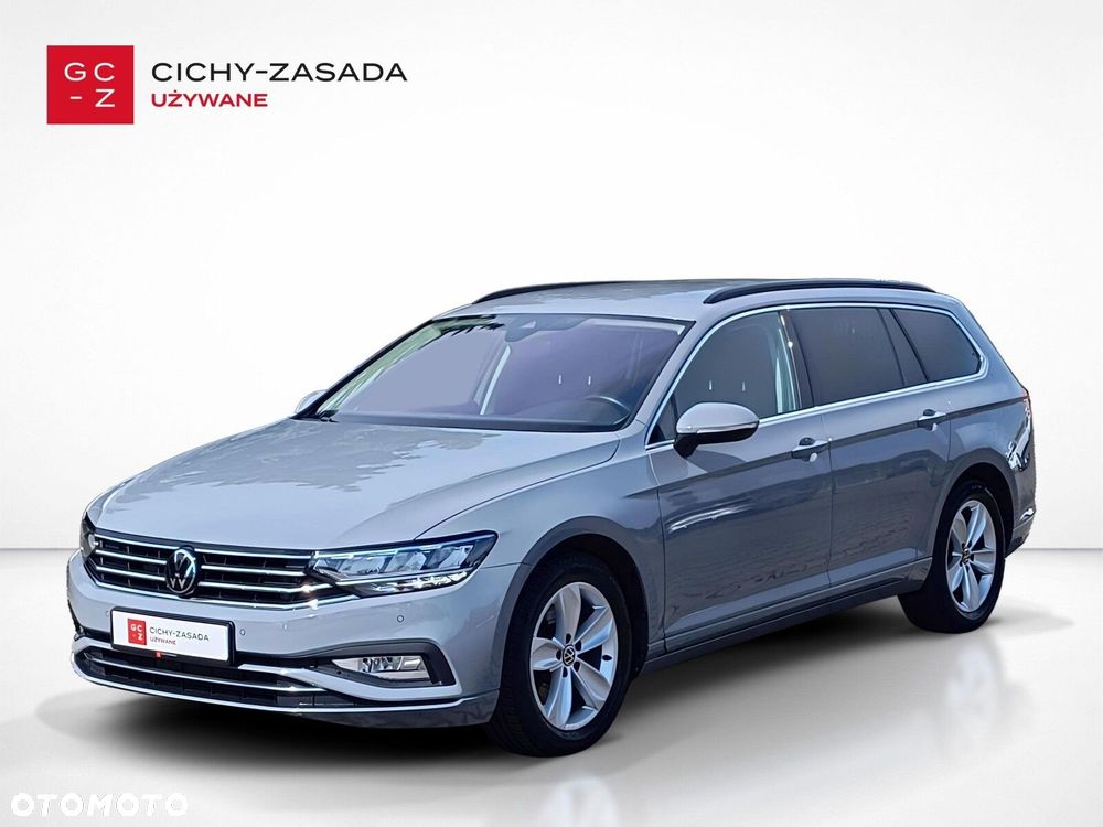 Volkswagen Passat - 1