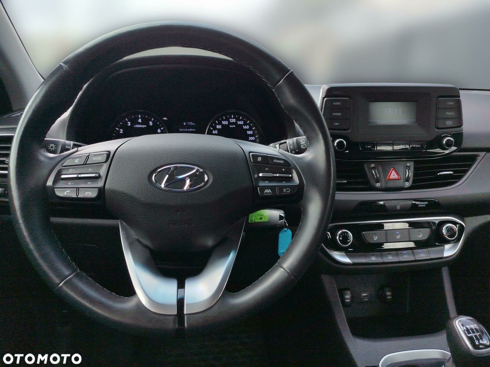 Hyundai i30 1.5 DPI Classic + - 13
