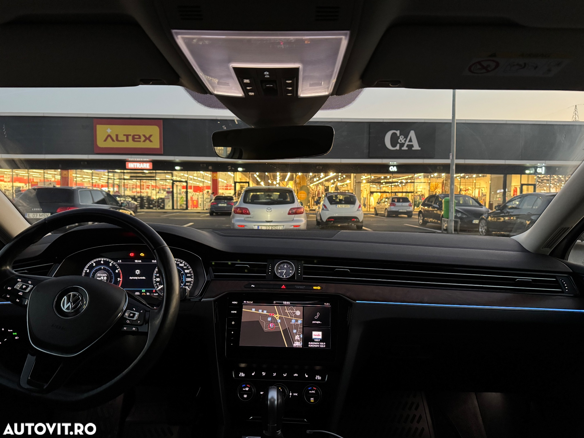 Volkswagen Passat Variant 2.0 TSI (BlueMotion Technology) DSG Highline - 16