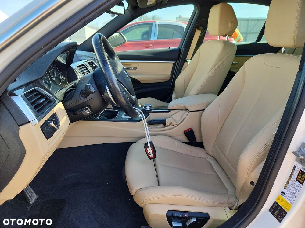 BMW Seria 3 330i GPF Sport Line - 8