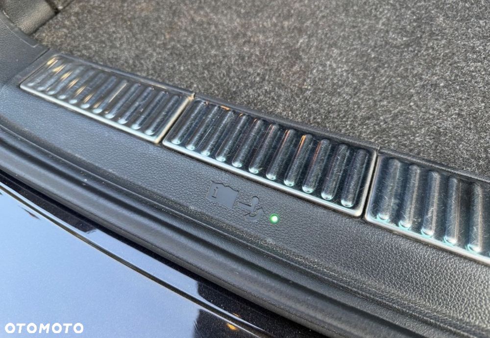 Skoda Superb 2.0 TDI 4x4 DSG Style - 24