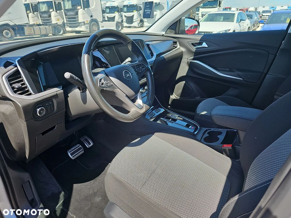 Opel Grandland 1.2 T Edition S&S - 10