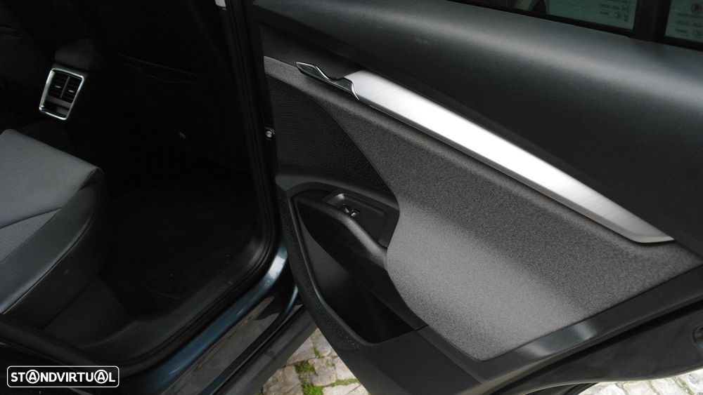 Skoda Enyaq iV 60 - 17