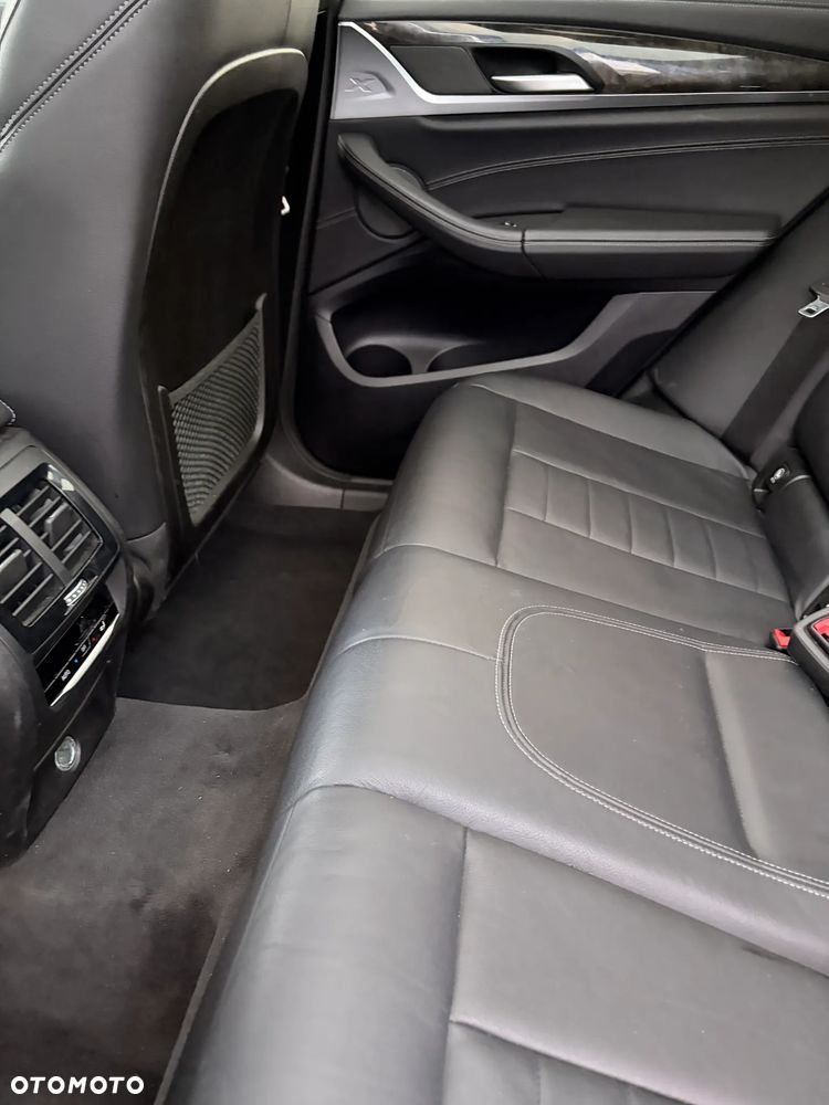 BMW X3 xDrive30i Luxury Line - 20