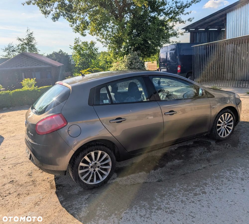 Fiat Bravo - 1